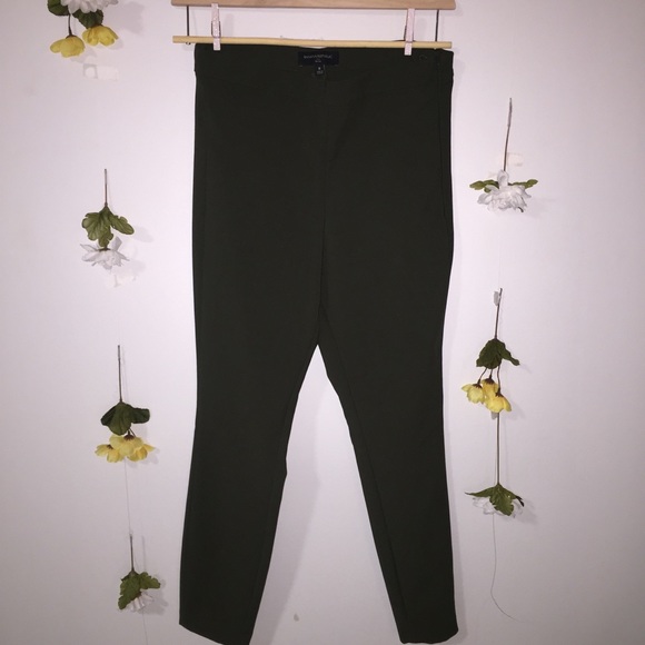 Forrest Green Banana Republic Pants 🌲 - Picture 3 of 3